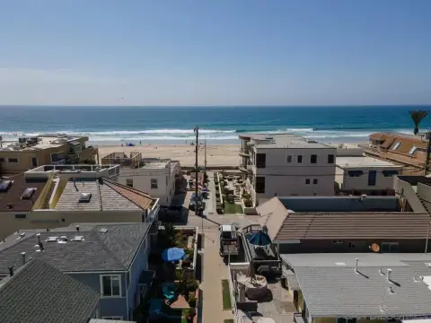 Mission Beach Duplex Near Ocean