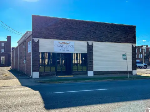 Historic Building in Riverfront District