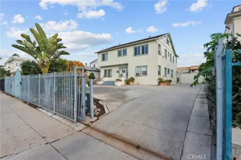 Craftsman Multifamily Quadplex