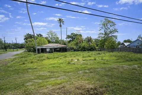 Corner Lot in Orange, TX