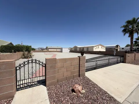 Residential Lot with RV Hookups