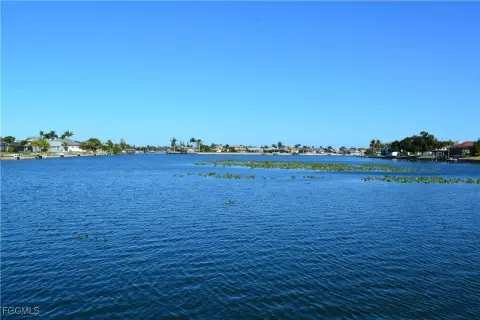 Waterfront Homesite on Lake Alhambra