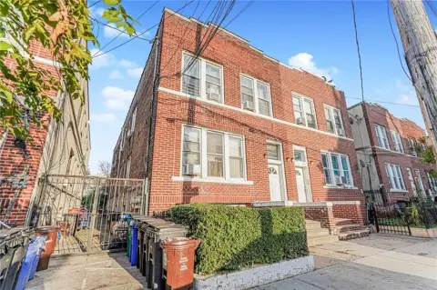 Five-Unit All-Brick Apartment Building