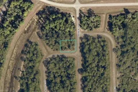 Residential Land in Banyan Village