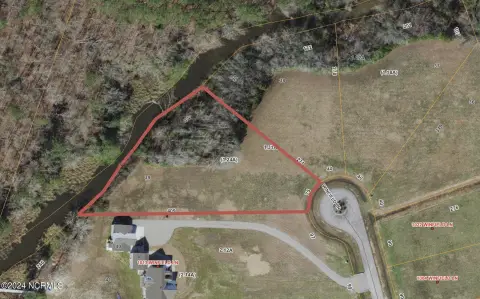 Waterfront Homesite near Pungo Creek