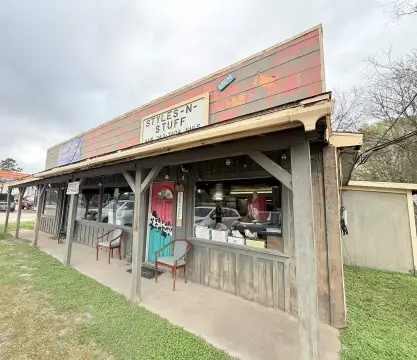 Hamshire Commercial Duplex For Sale