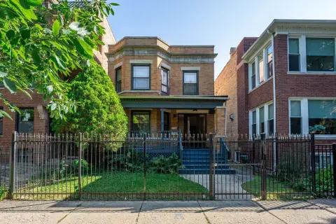Updated Two-Unit Duplex Property