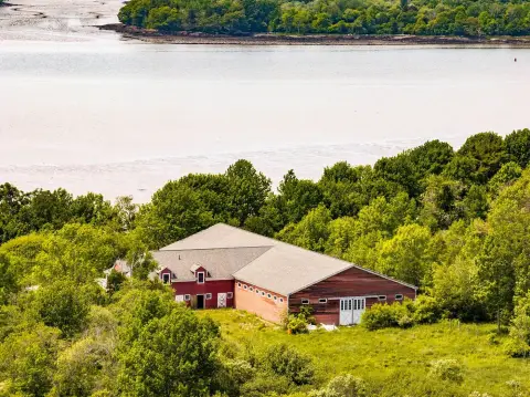 Equestrian Estate with Indoor Arena