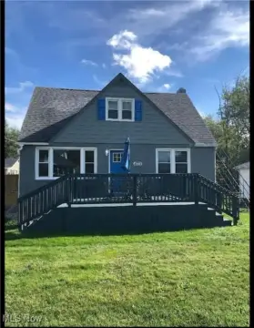 Two-Unit Property Near Lake Erie