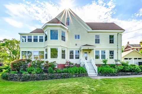 Two-Unit Victorian Duplex with Garage