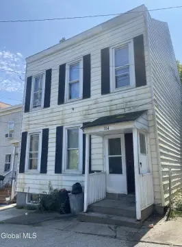 Duplex with Separate Utilities