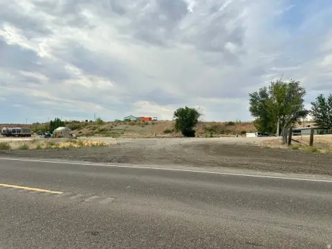 Commercial Land Along Highway 40