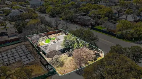 Prime Dallas Corner Lot