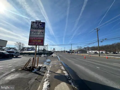 LEVITTOWN, PA Commercial Space