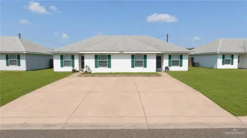 Duplex with Separate Utilities