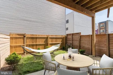 Triplex with Private Outdoor Space