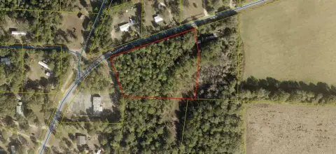 Wooded Lake-Adjacent Buildable Land