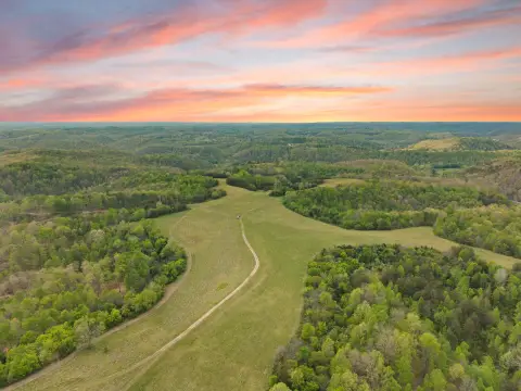 Versatile 120-Acre Land in Beattyville