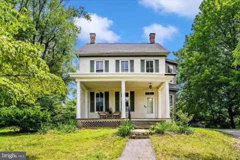 HAGERSTOWN Multifamily Property with Building Lot