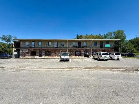 Fully Leased Mixed-Use Property