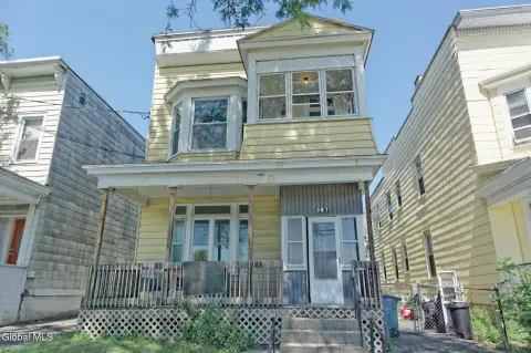 Two-Unit Duplex With Separate Utilities