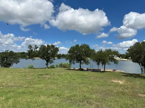 Lakefront Land in Marble Falls