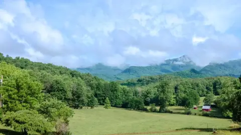 28 Acres Unrestricted Mountain Property