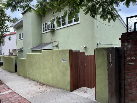 Quadplex With Vacant Unit