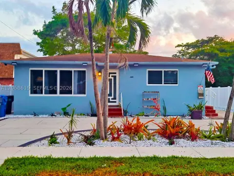 Renovated Three-Unit Triplex