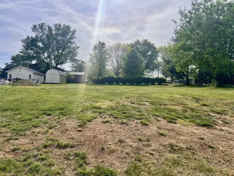 Ready-to-Build Lot in Winchester