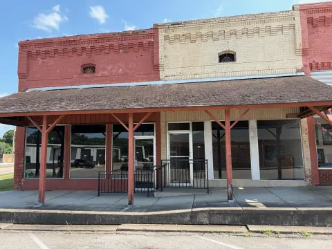 Connected Storefront Building