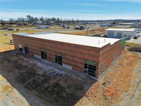 New Office/Flex Space Available