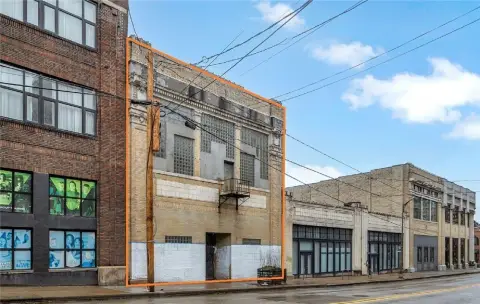 Mixed-Use Building with Freight Elevator