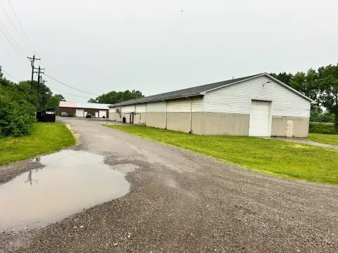 Light Manufacturing Warehouse Building