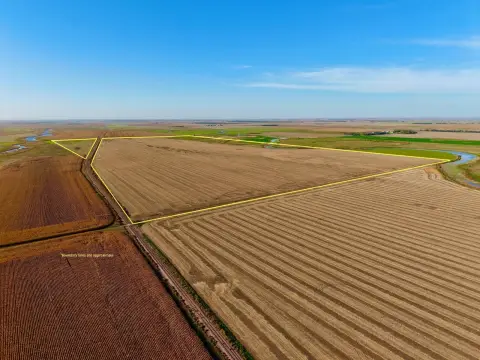 Farmland with CRP Contracts
