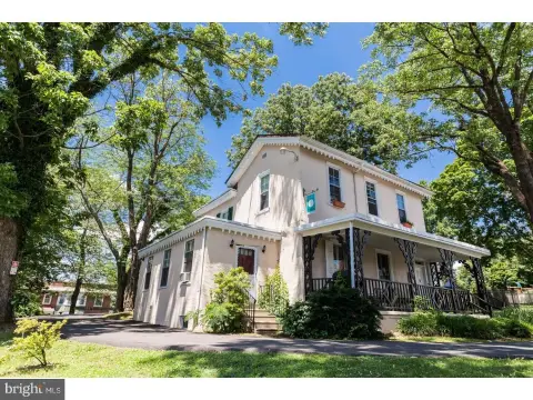 Manayunk Four-Unit Residential Building