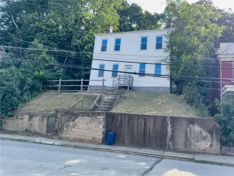 Duplex with Basement Access