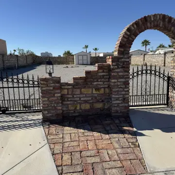 Residential Land in Yuma, AZ