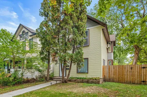 Fenced-Lot Duplex