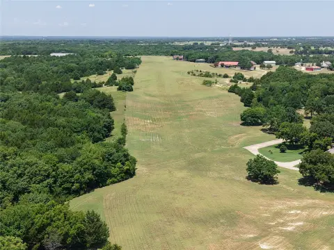 Aviation Community Estate Lot
