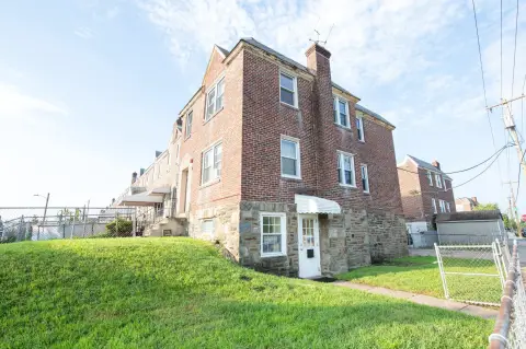 Mixed-Use Duplex with Salon