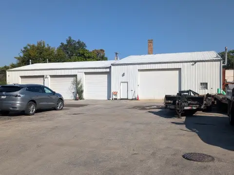 Lisle Commercial Property For Sale