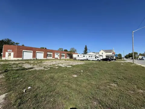 Commercial Garage Space with Workshop