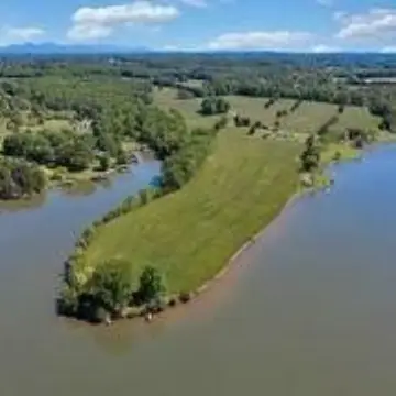 Waterfront Land on Smith Mountain