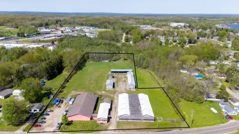 Flex Space with Multiple Buildings