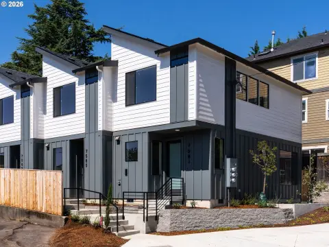 7-Unit Apartment Building