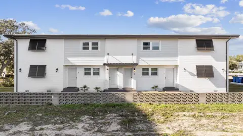 Renovated 4-Unit Quadplex
