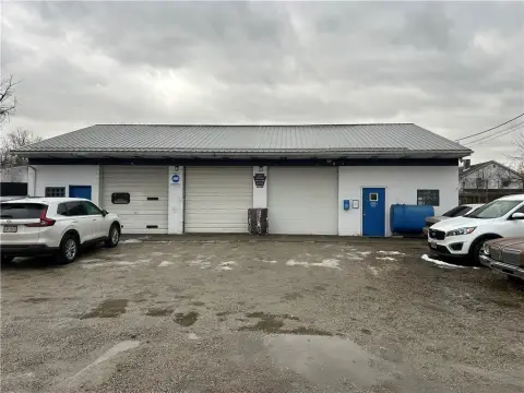 Auto Shop with Residential Home