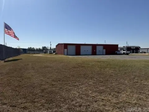 Flex Space with Shop Access