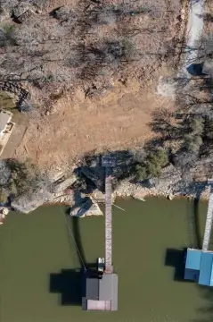 Lakefront Lot with Dock in Chico